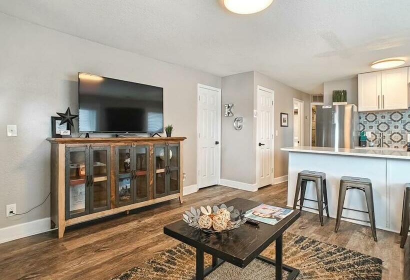 הוסטל Heart Of Westport 1br
