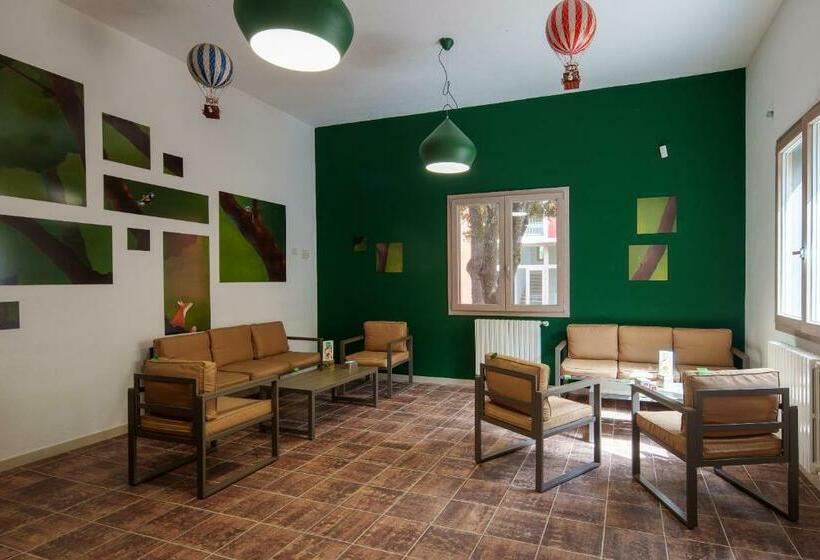 הוסטל Locanda  E Monte