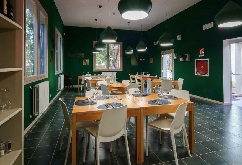 הוסטל Locanda  E Monte