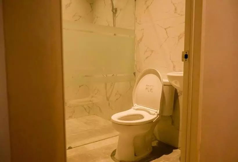 Kapselihotelli Ketje Luxury Capsule Mitra Reddoorz