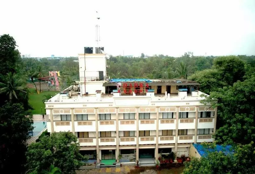 Hotelli Dadra Resort