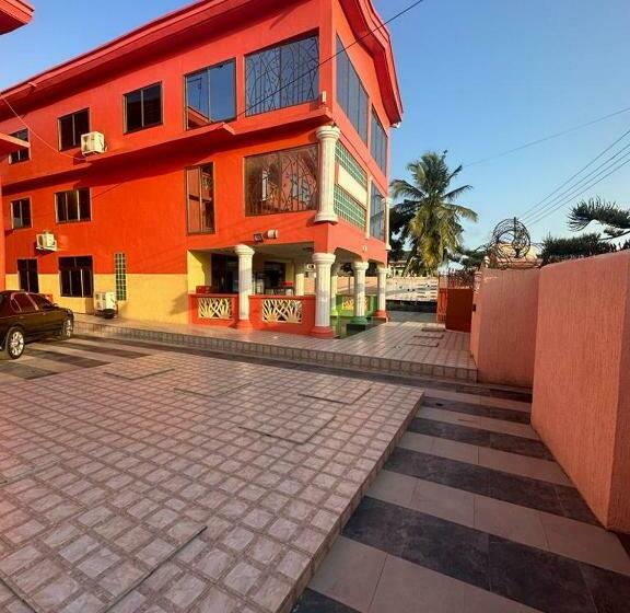 Sylvia S Executive Hostel