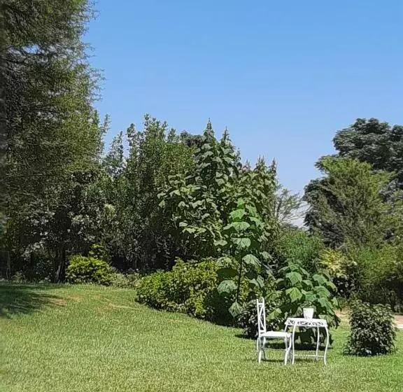 Aamiaismajoitus (B&B) Cesarea Landgoed