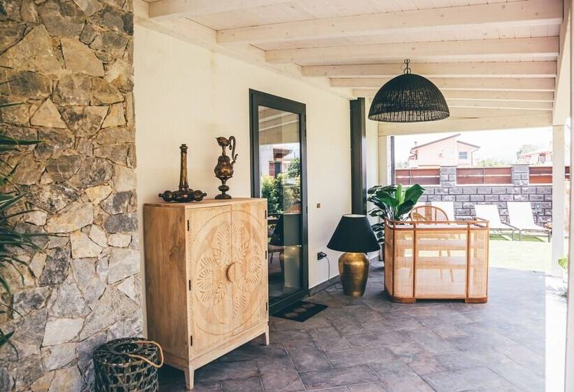 Bed and Breakfast Eksōtika