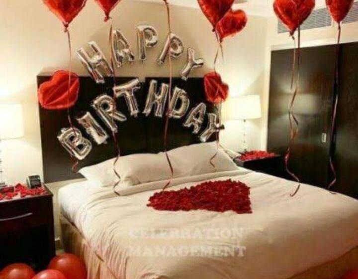 Hotel Midwaay Resort