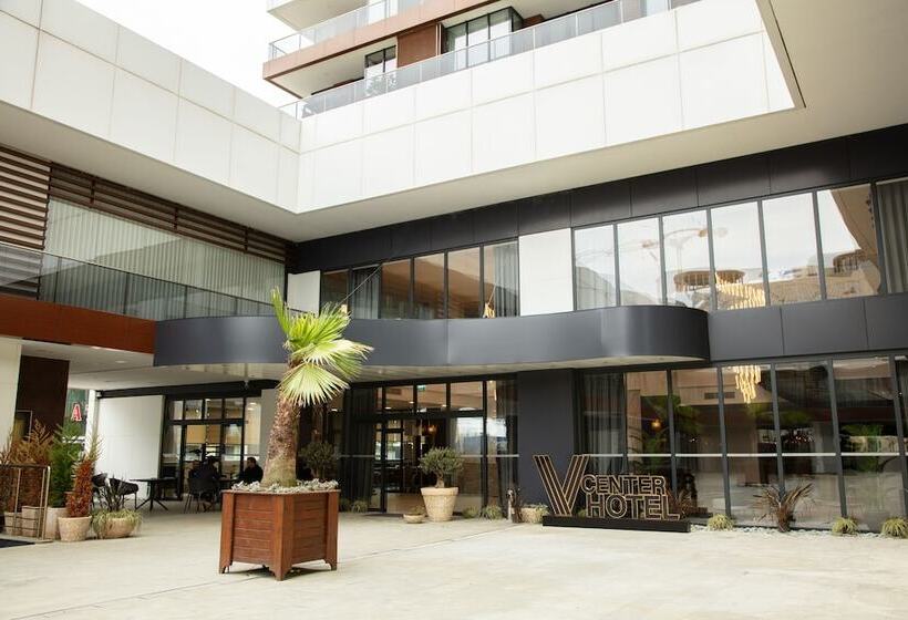 בית מלון כפרי V Center