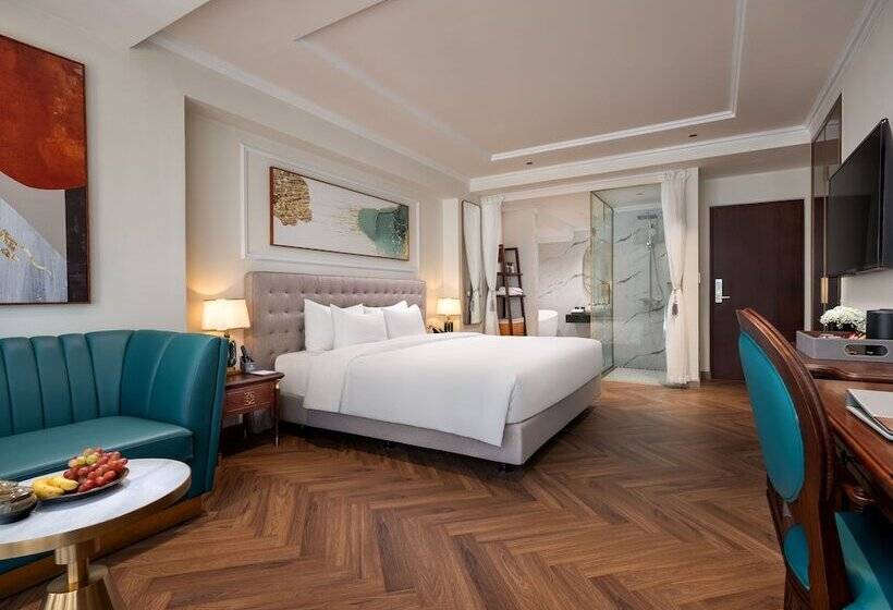 L Signature Hotel & Spa