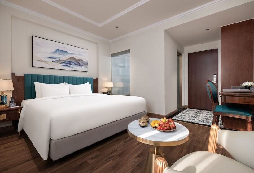 L Signature Hotel & Spa