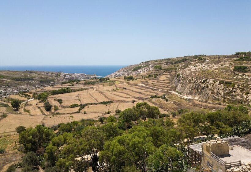 تختخواب و صبحانه Tuta Agrotourism