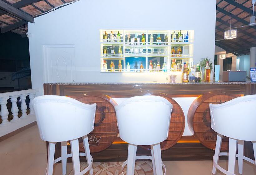 هتل Lillywoods Nv Beach Resort