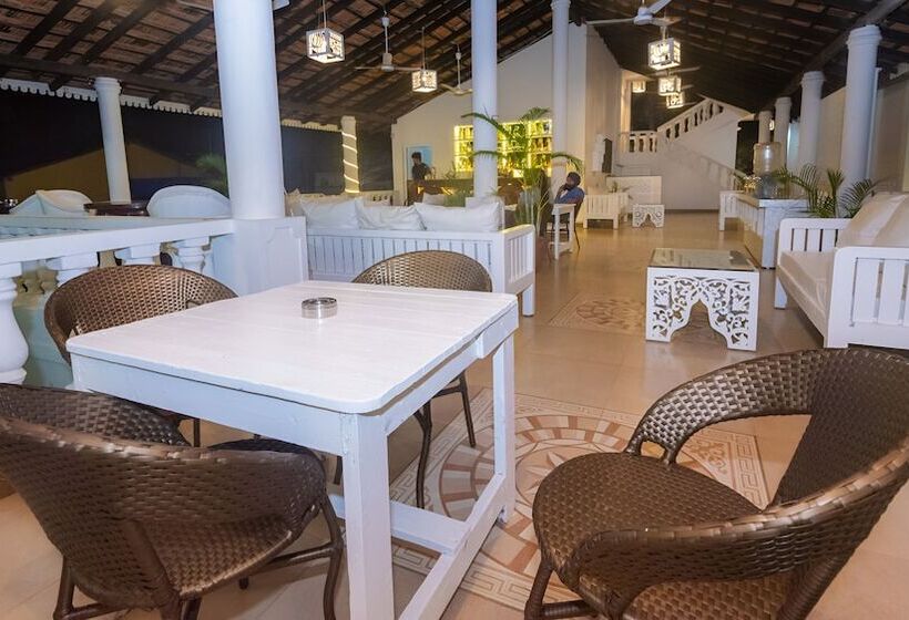 هتل Lillywoods Nv Beach Resort