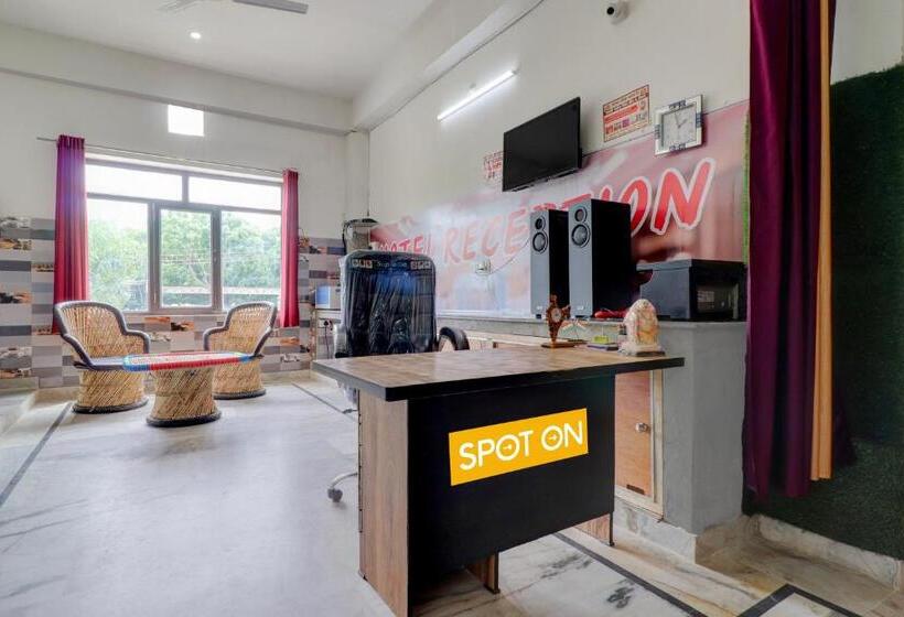 בית מלון כפרי O Chaudhary Guest House