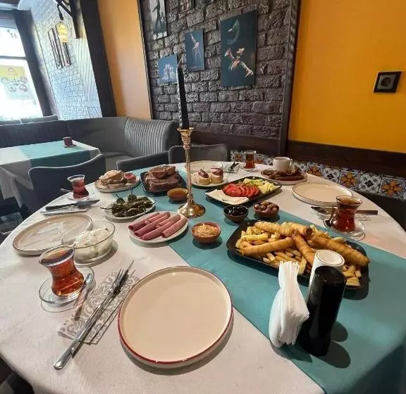 Kadıköy Viva Hotel & Suites