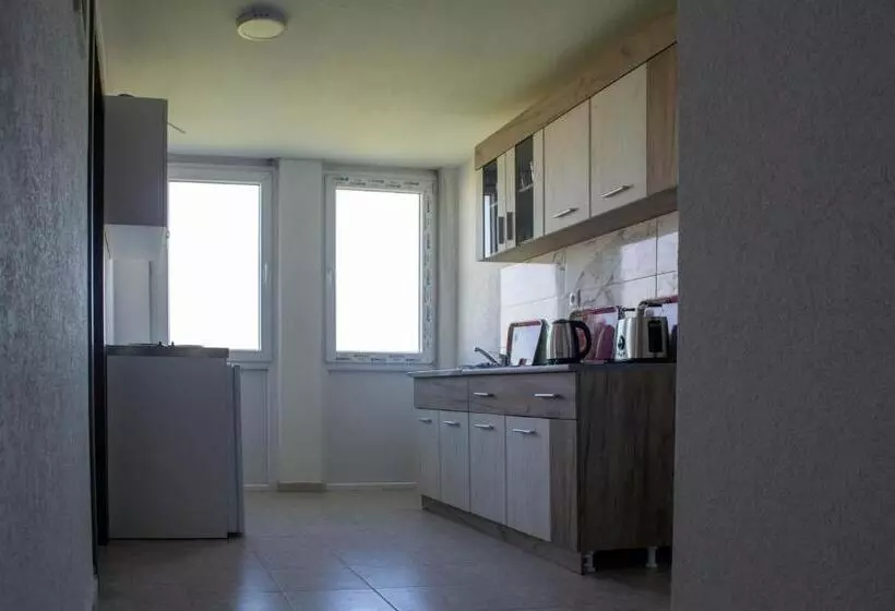 پانسیون Aida Apartments