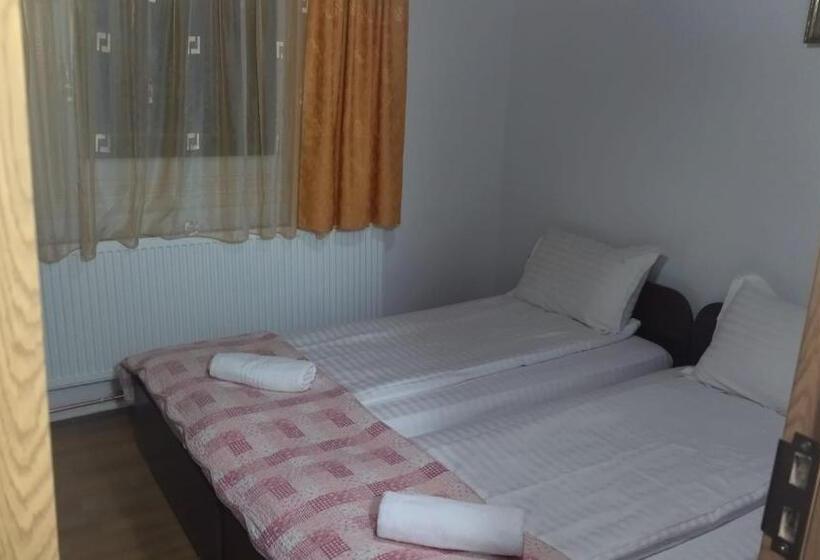 ペンション Casa Elli