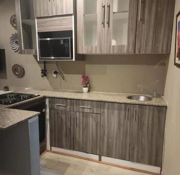 Majatalo Charles Court Guest House