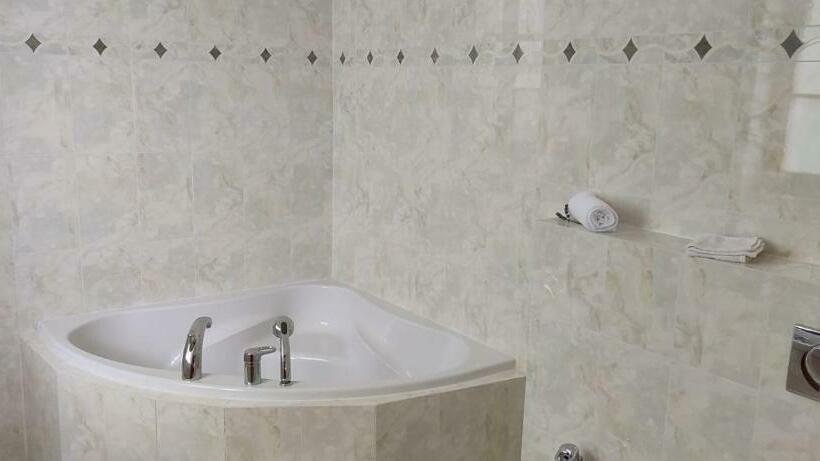 Общежитие Chateau Radvanov Pension