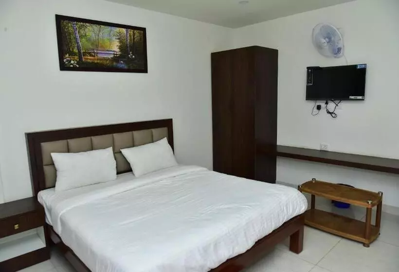 Apith Hotel And Suites