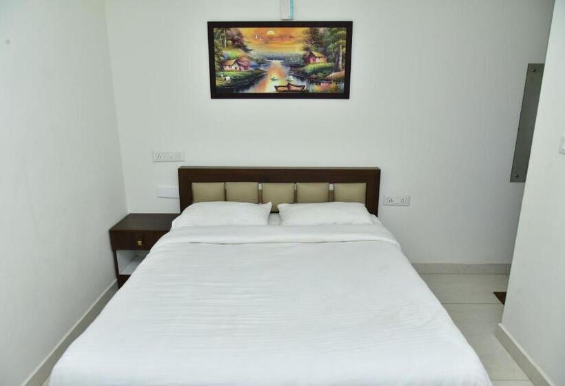 Apith Hotel And Suites