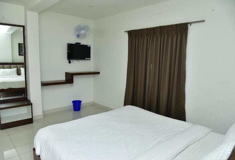 Apith Hotel And Suites