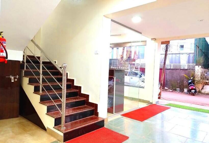 هتل Comfort Villa