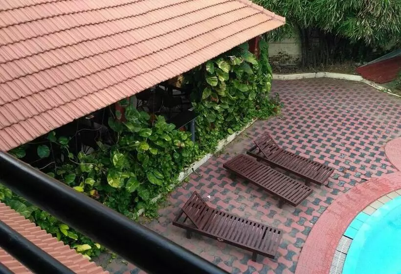 ホテル Moonlight, Kovalam, Kerala