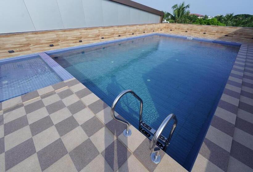 فندق Newline Orchid