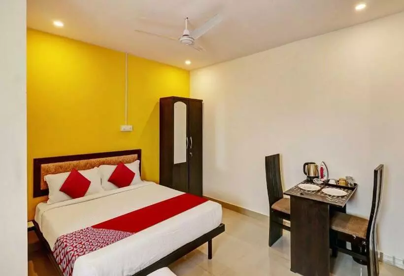 هتل Oyo Flagship Csuites