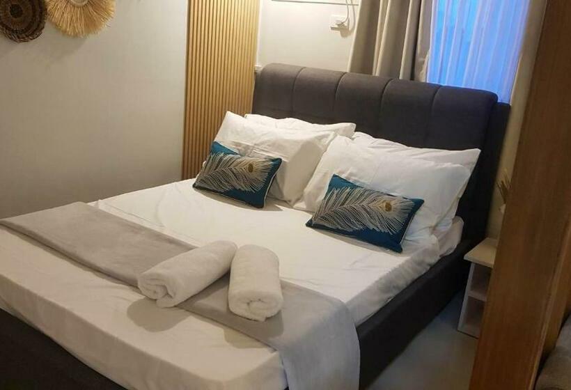 Otel Island Staycation With Balcony, Exceptional Swimming Pool & Gym B2 2fluorite