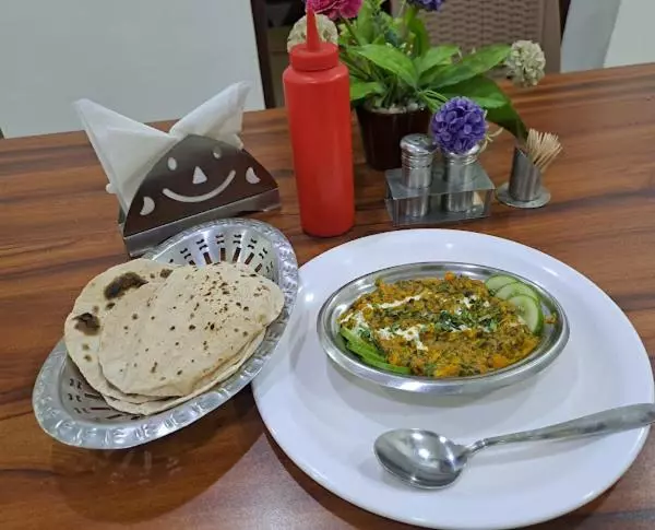 ホテル Sai Residency Morbi