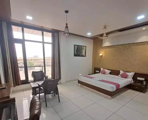 ホテル Sai Residency Morbi