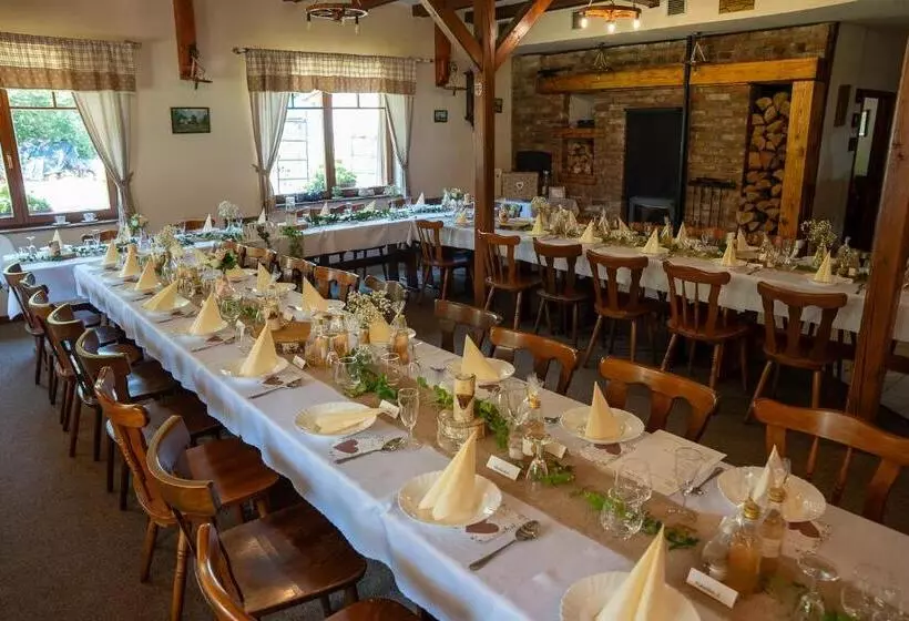 Majatalo Hospůdka Pod Rablinů