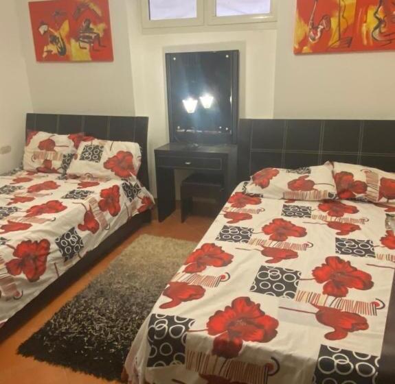 استراحتگاه Porto El Sokhna Pyramids Family Only