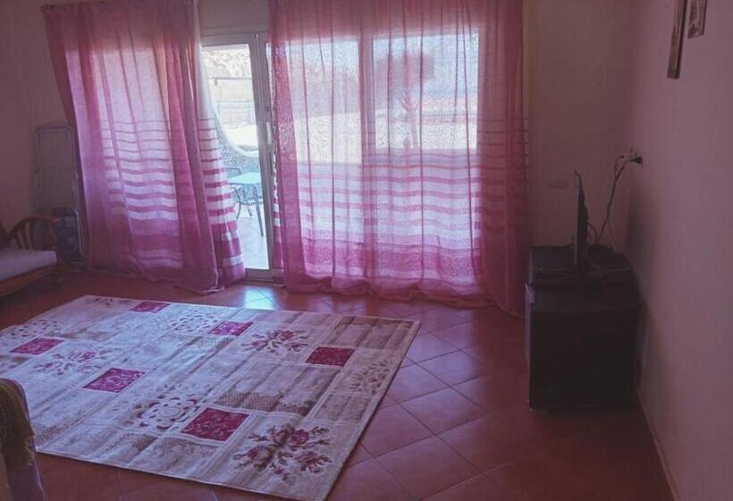 استراحتگاه Porto El Sokhna Pyramids Family Only