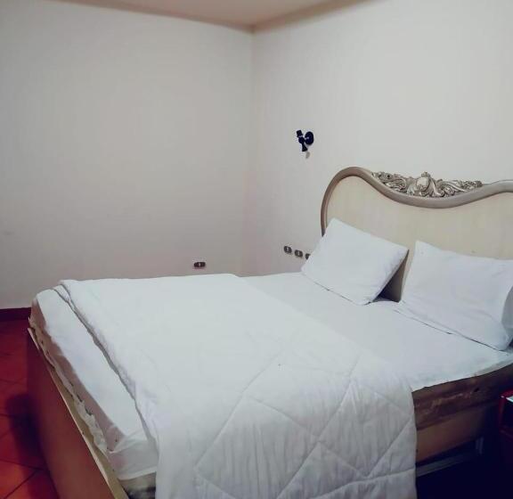 استراحتگاه Porto El Sokhna Pyramids Family Only