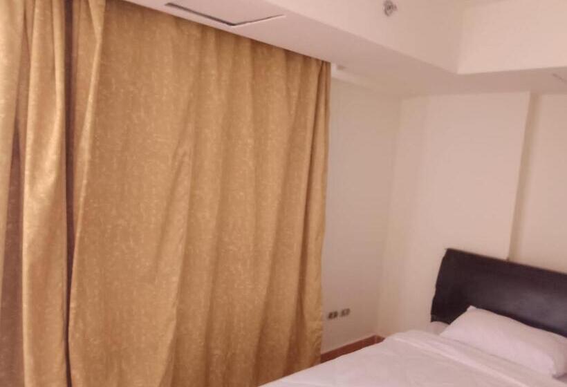 استراحتگاه Porto El Sokhna Pyramids Family Only