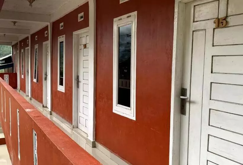 Retkeilymaja Penginapan Gindo Sidebuk Debuk Berastagi Redpartner