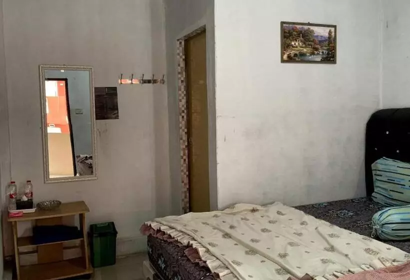 Retkeilymaja Penginapan Gindo Sidebuk Debuk Berastagi Redpartner