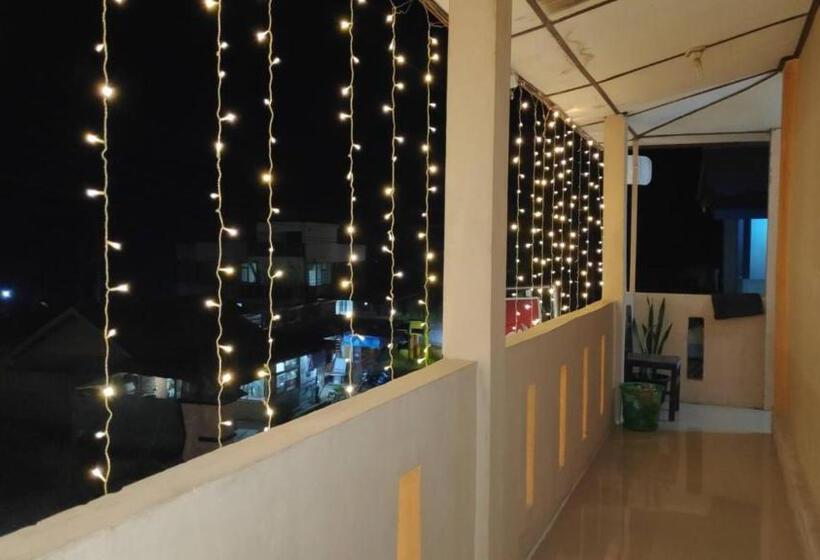 Общежитие Penginapan Gindo Sidebuk Debuk Berastagi Redpartner