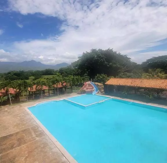 Dexamano Hotel & Resort
