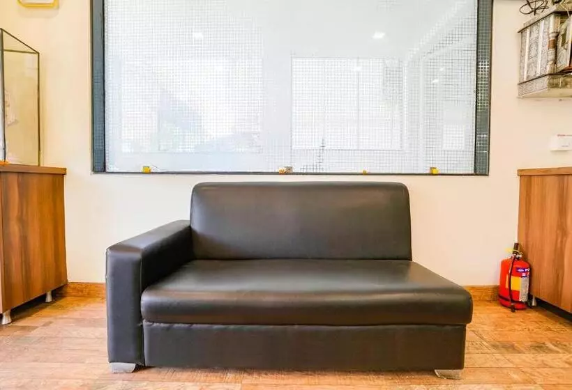 Fabhotel Candor Amigo