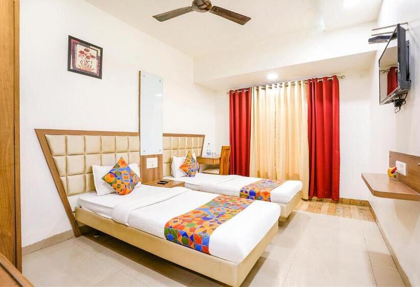 Fabhotel Candor Amigo