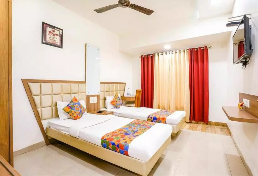 Fabhotel Candor Amigo