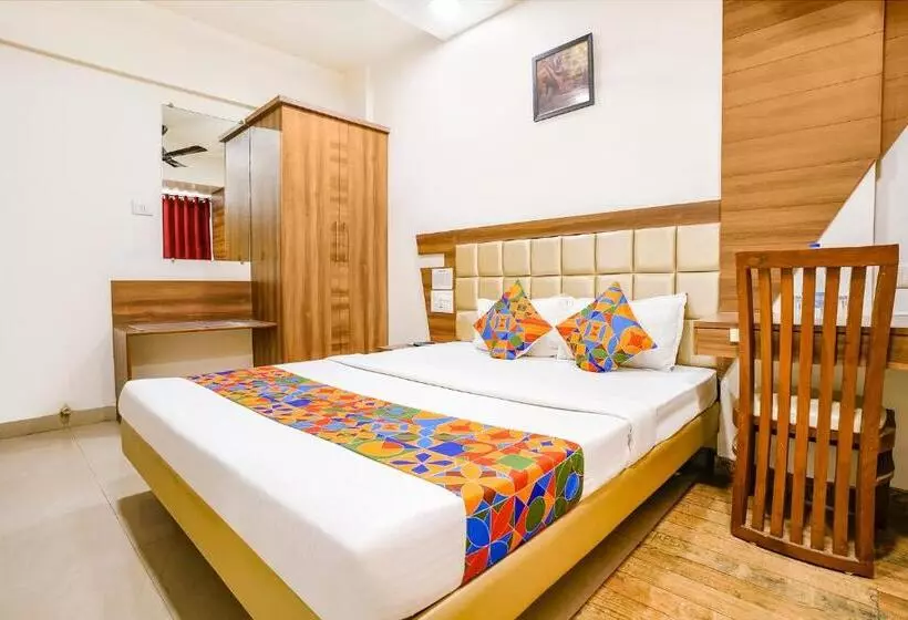 Fabhotel Candor Amigo