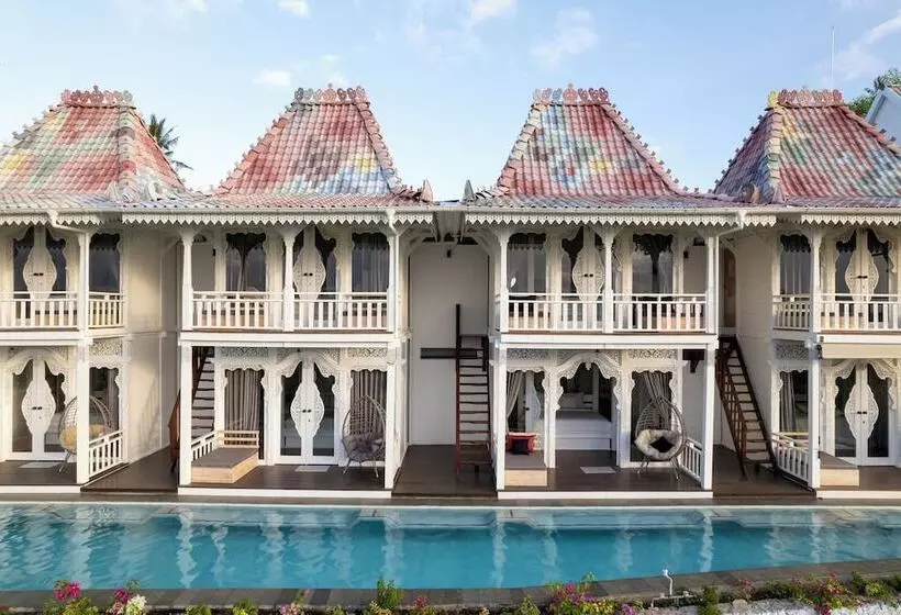 Mambo Hill Resort