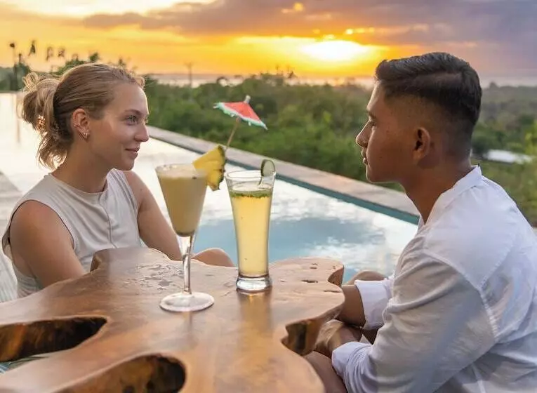 Mambo Hill Resort