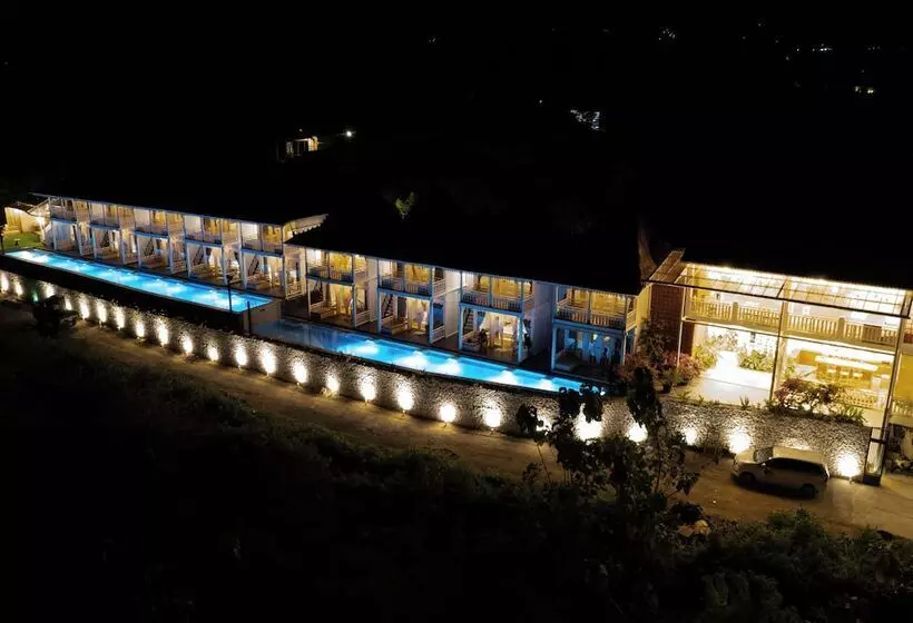 Mambo Hill Resort