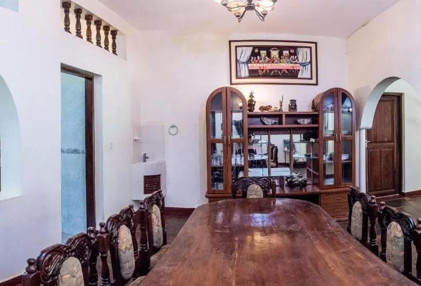 هاستل Kijanii Cottages Diani Beach