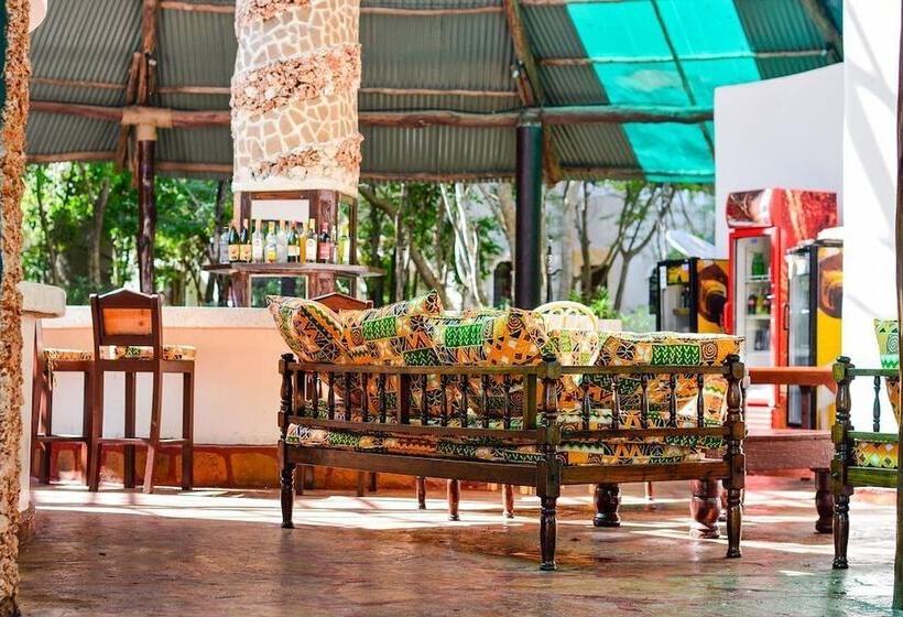 هاستل Kijanii Cottages Diani Beach