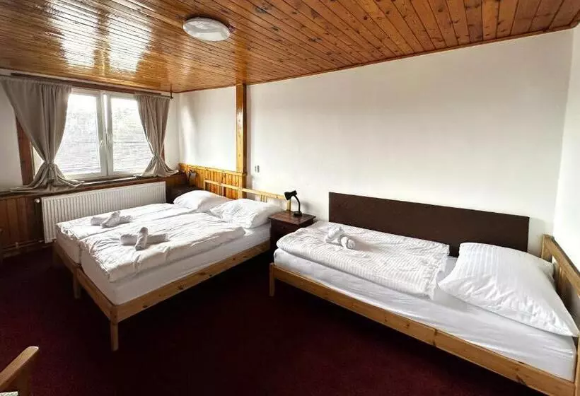 Retkeilymaja Obří Sud Libverda